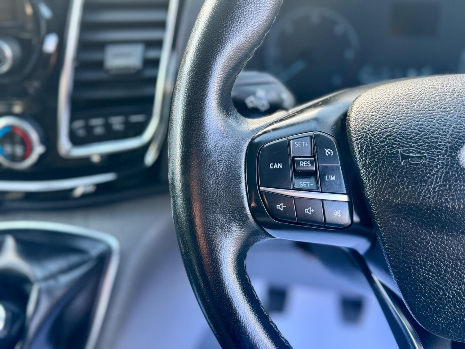 Used Ford Transit Custom 2022 for sale - 76989400: Photo 33