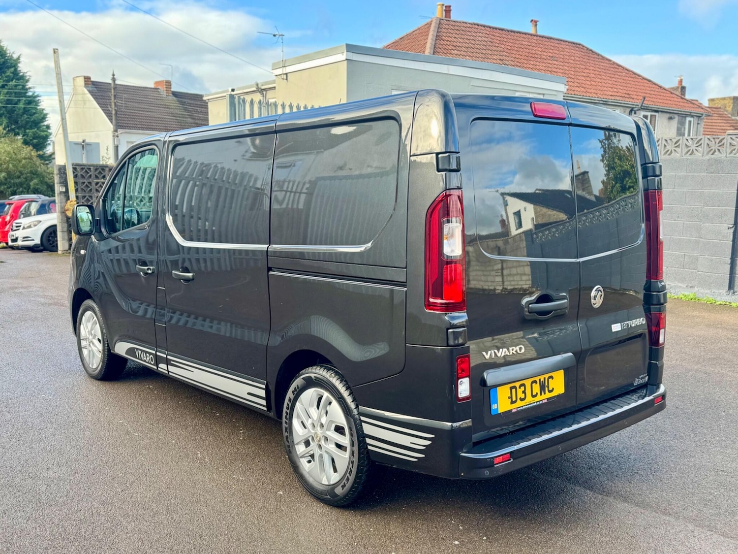 Used Vauxhall Vivaro 2017 for sale - 76360324: Photo 8