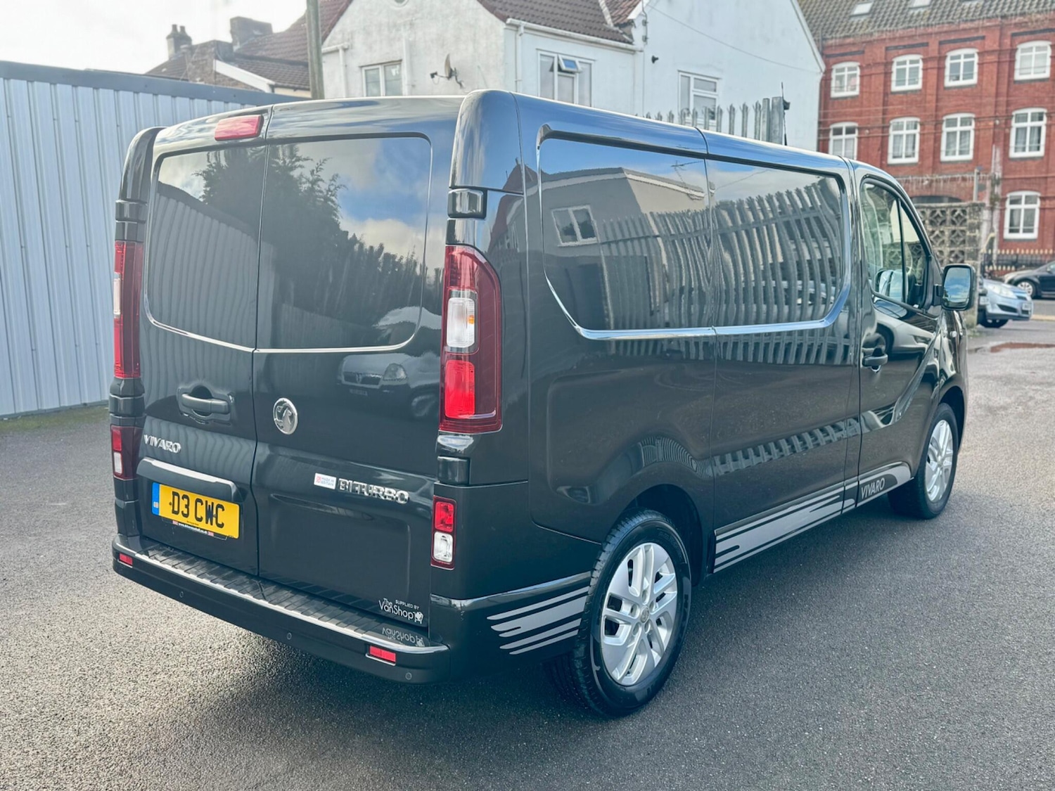 Used Vauxhall Vivaro 2017 for sale - 76360324: Photo 9