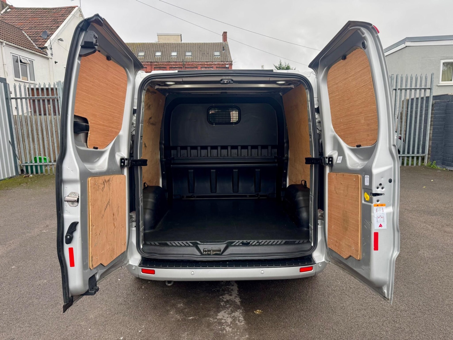 Used Ford Transit Custom 2023 for sale - 76633831: Photo 20