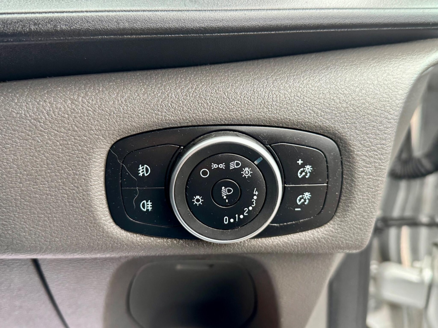 Used Ford Transit Custom 2023 for sale - 76633831: Photo 24