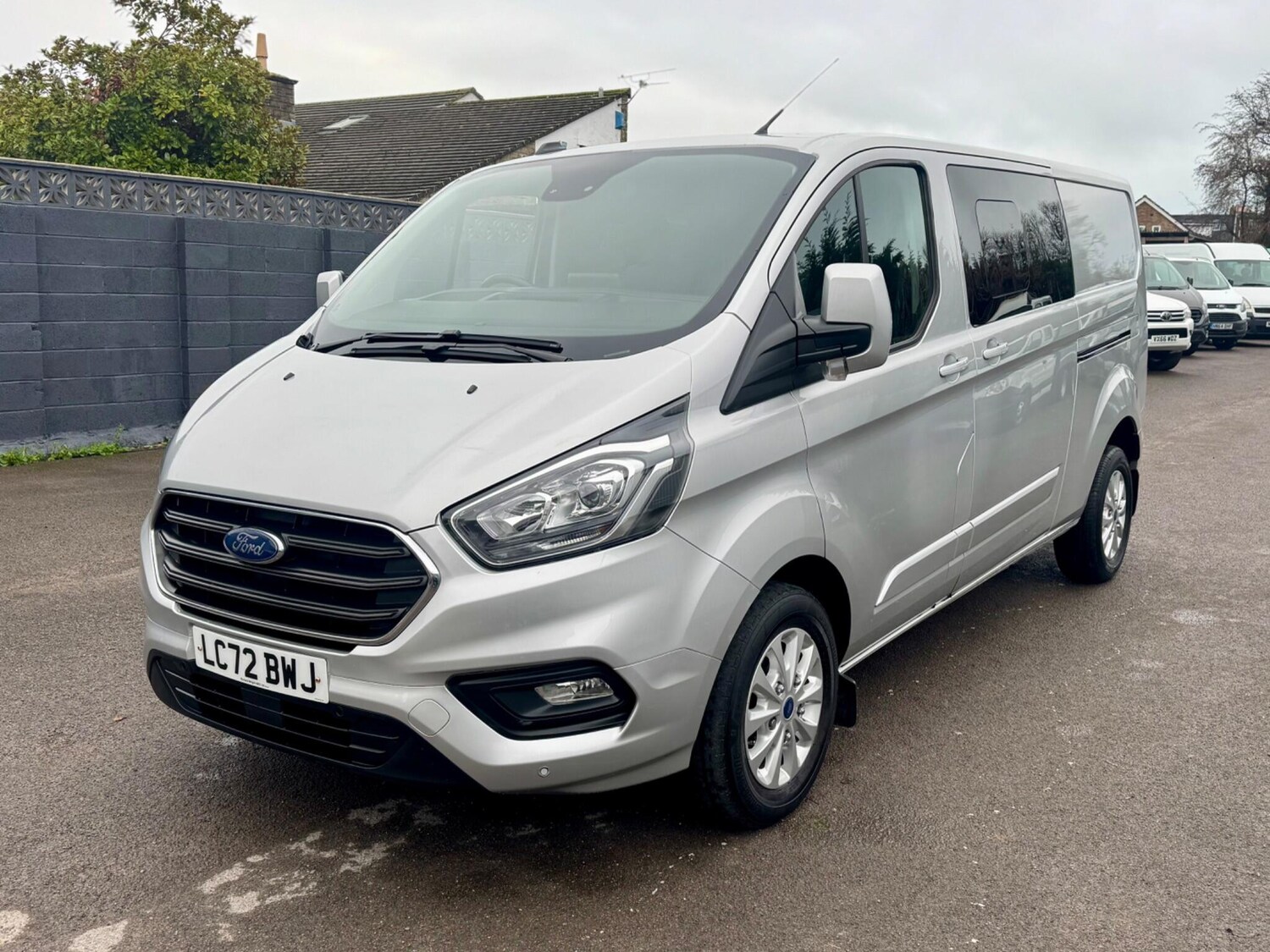 Used Ford Transit Custom 2023 for sale - 76633831: Photo 4