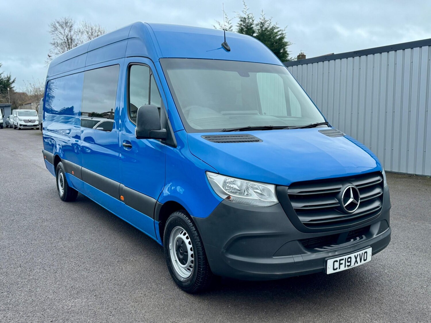 Used Mercedes-Benz Sprinter 2019 for sale - 76728253: Photo 2