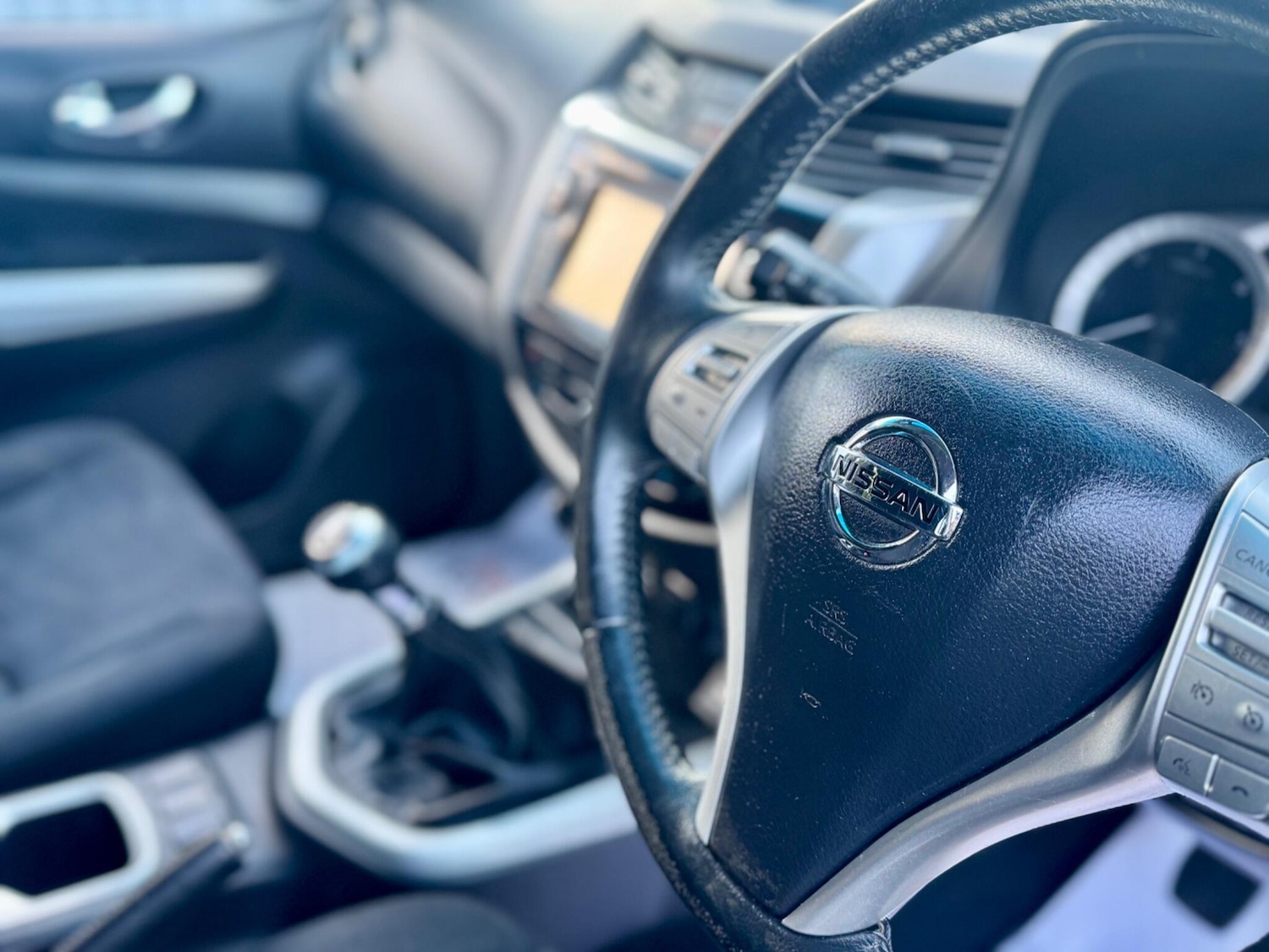 Used Nissan Navara 2017 for sale - 76765154: Photo 18