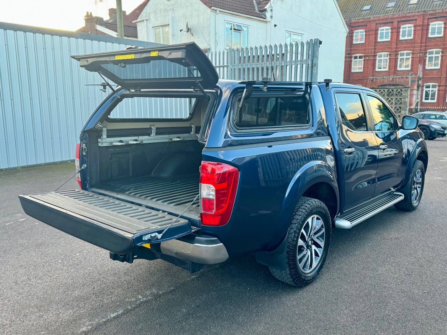 Used Nissan Navara 2017 for sale - 76765154: Photo 23