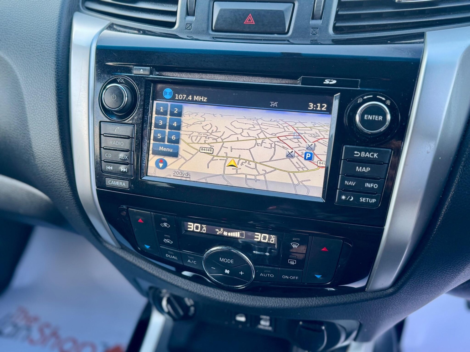 Used Nissan Navara 2017 for sale - 76765154: Photo 32