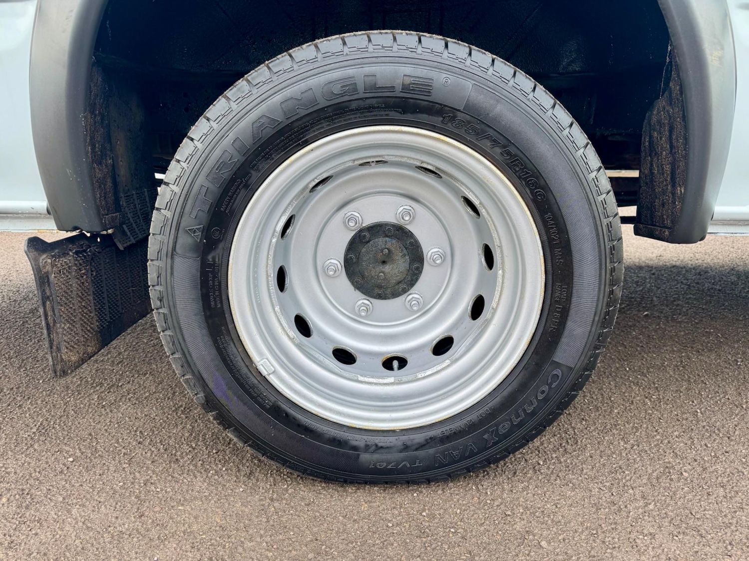 Vehicle 21