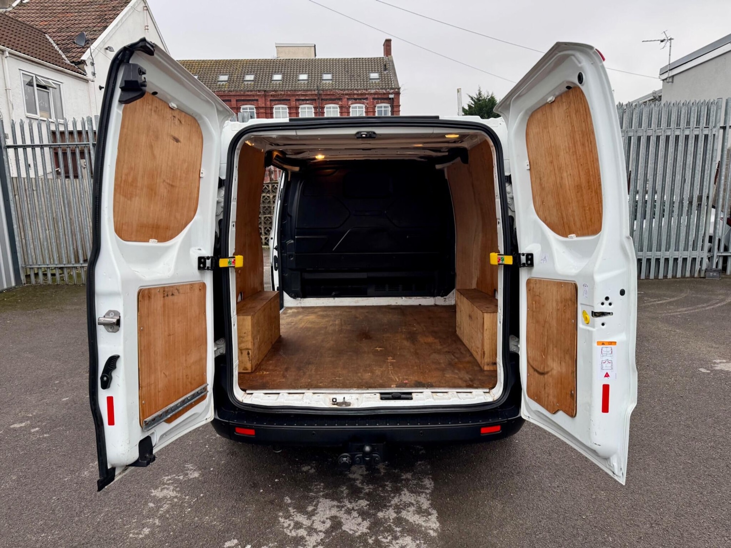 Used Ford Transit Custom 2021 for sale - 77040792: Photo 11