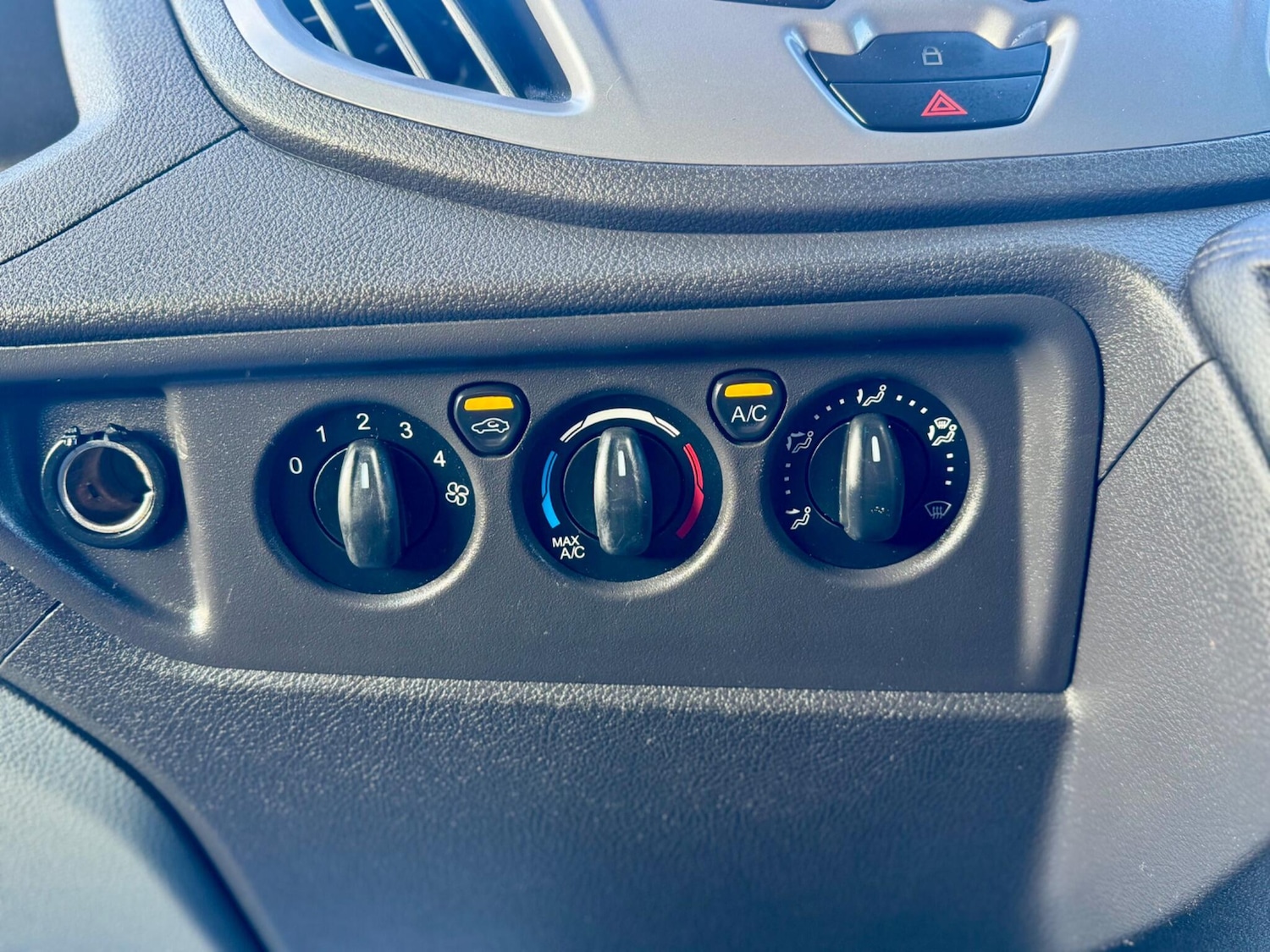 Used Ford Transit 2018 for sale - 77229389: Photo 19