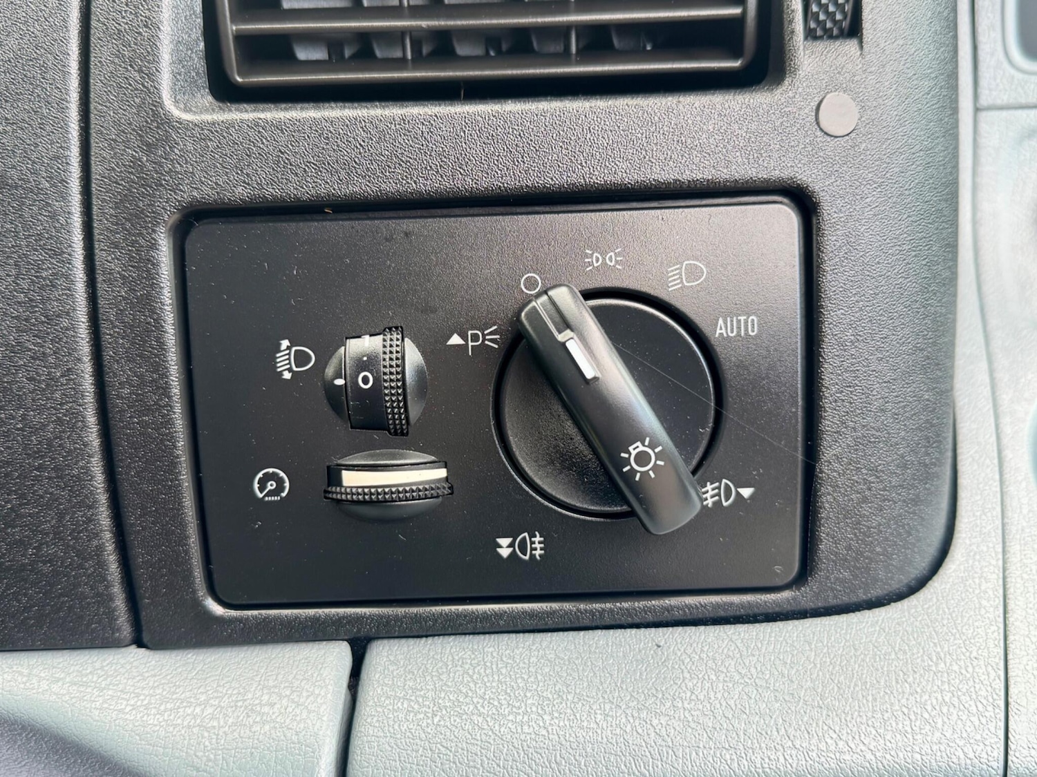 Used Ford Transit 2010 for sale - 76060284: Photo 28