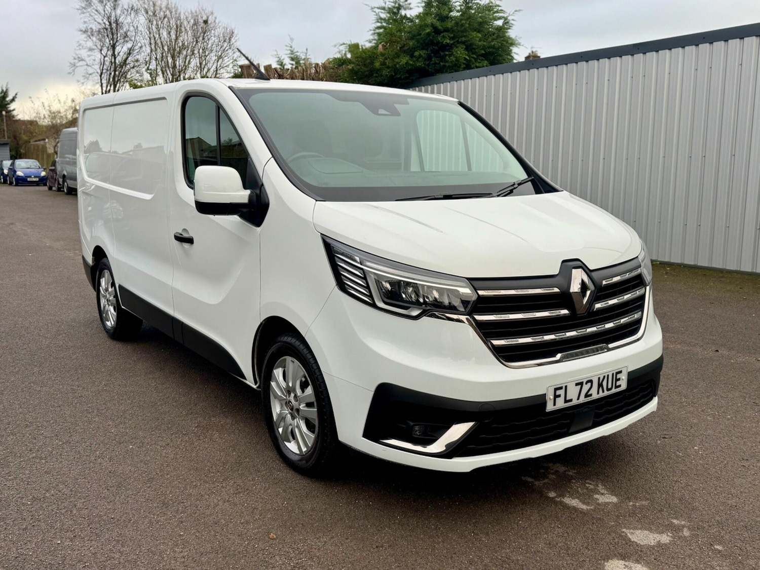 Used Renault Trafic 2022 for sale - 76633324: Photo 2