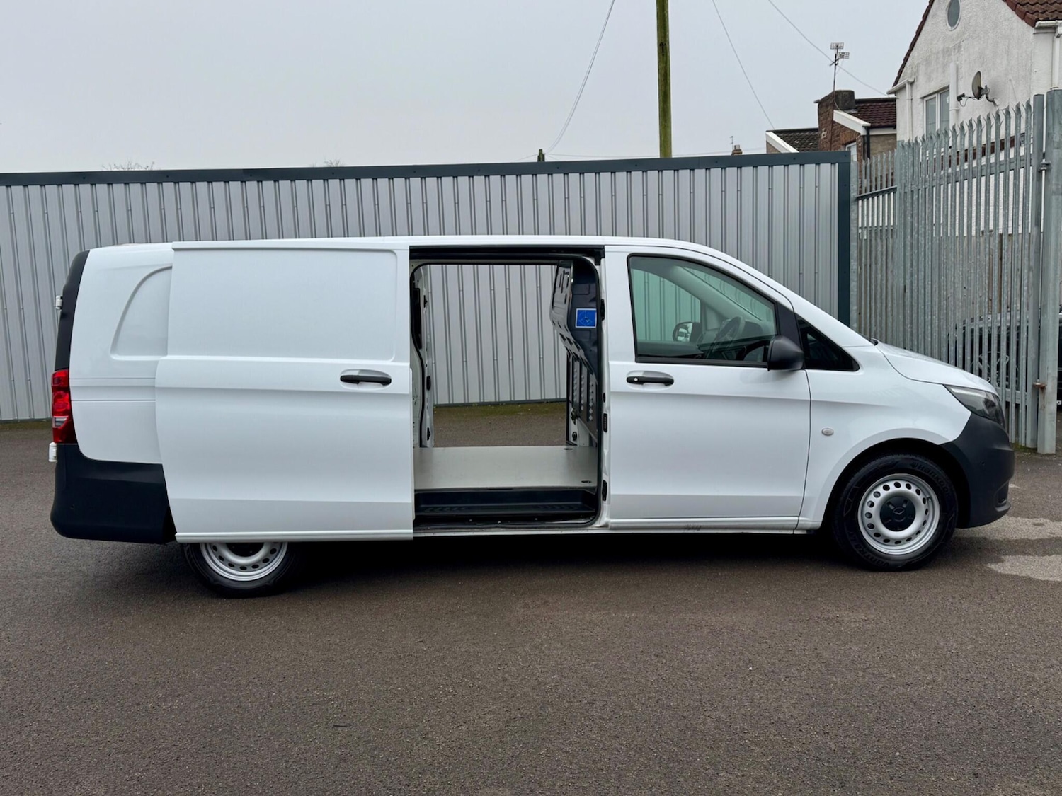 Used Mercedes-Benz Vito 2019 for sale - 77040143: Photo 11