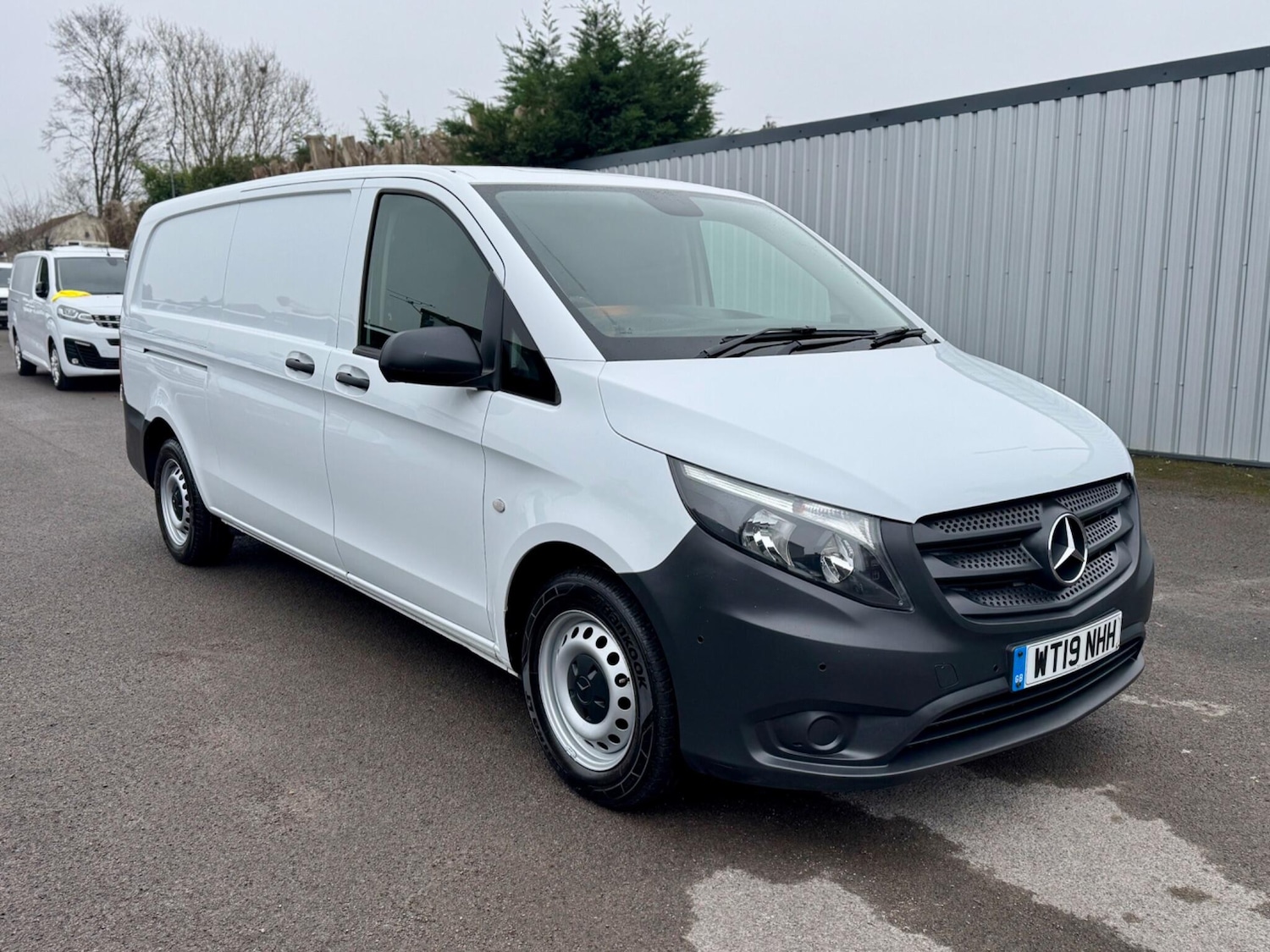 Used Mercedes-Benz Vito 2019 for sale - 77040143: Photo 2