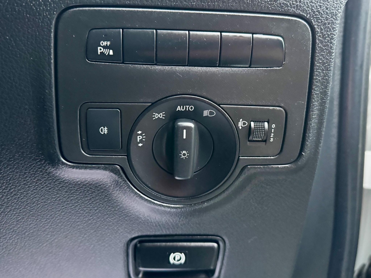 Used Mercedes-Benz Vito 2019 for sale - 77040143: Photo 34