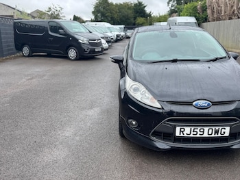 Used Ford Fiesta Van 2009 for sale - 75339876: Photo