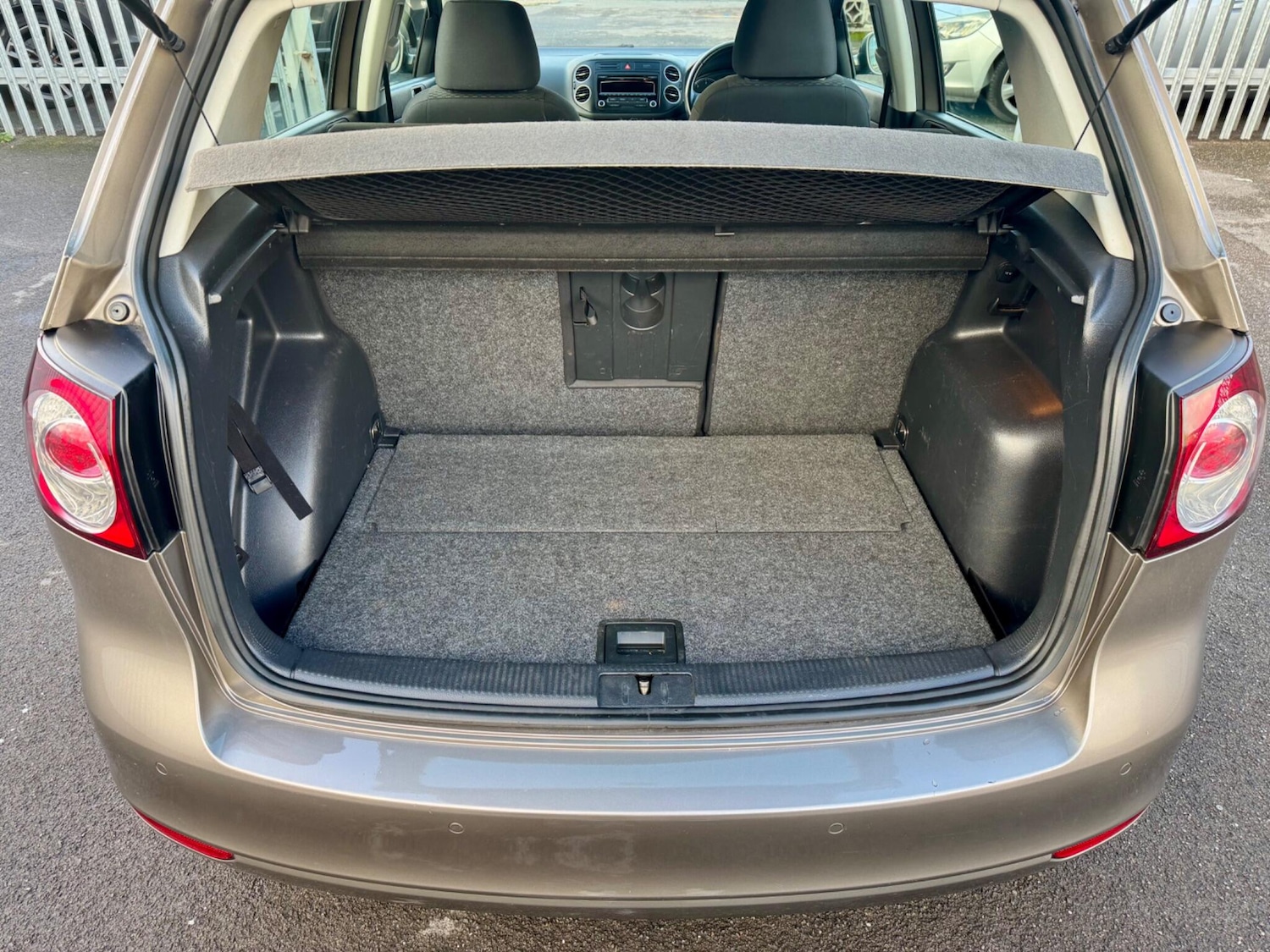 Used Volkswagen Golf Plus 2012 for sale - 76527700: Photo 18