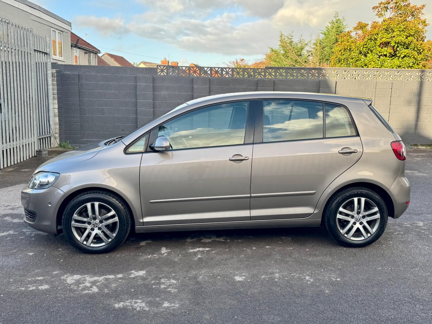 Used Volkswagen Golf Plus 2012 for sale - 76527700: Photo 6