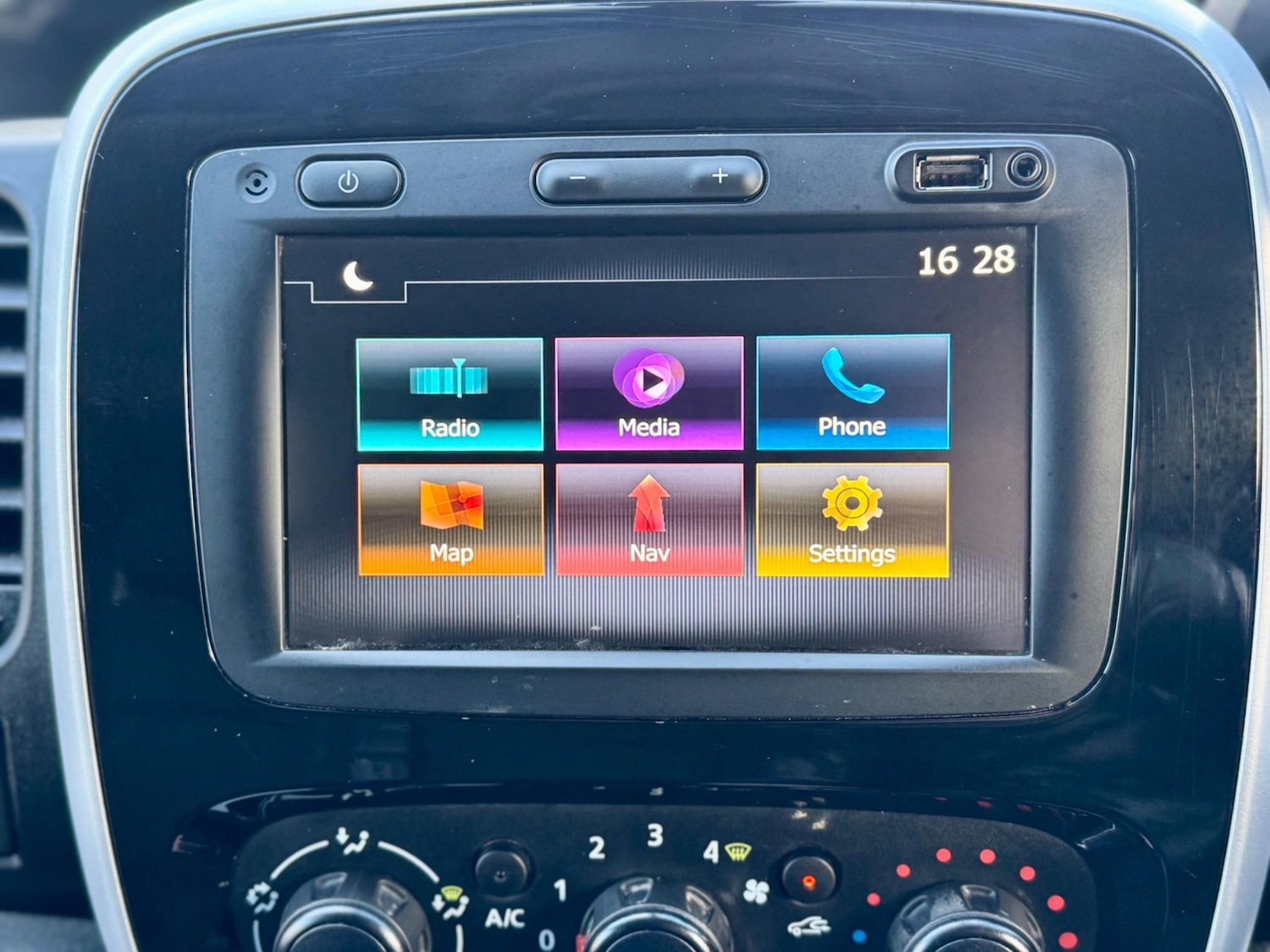 Used Renault Trafic 2019 for sale - 76690057: Photo 34