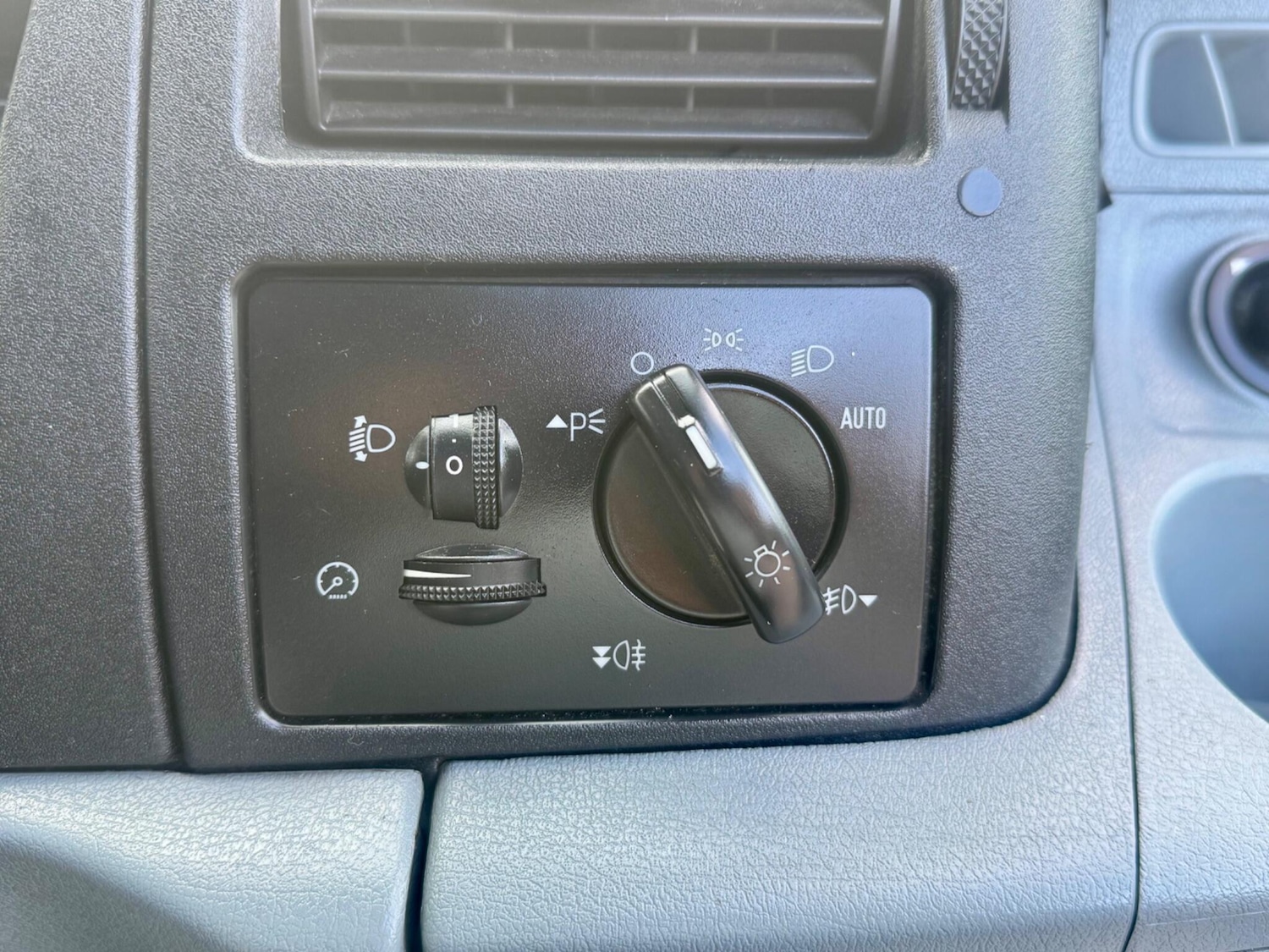 Used Ford Transit for sale - 78128122: Photo 28