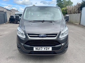 Used Ford Tourneo Custom 2017 for sale - 78586856: Photo