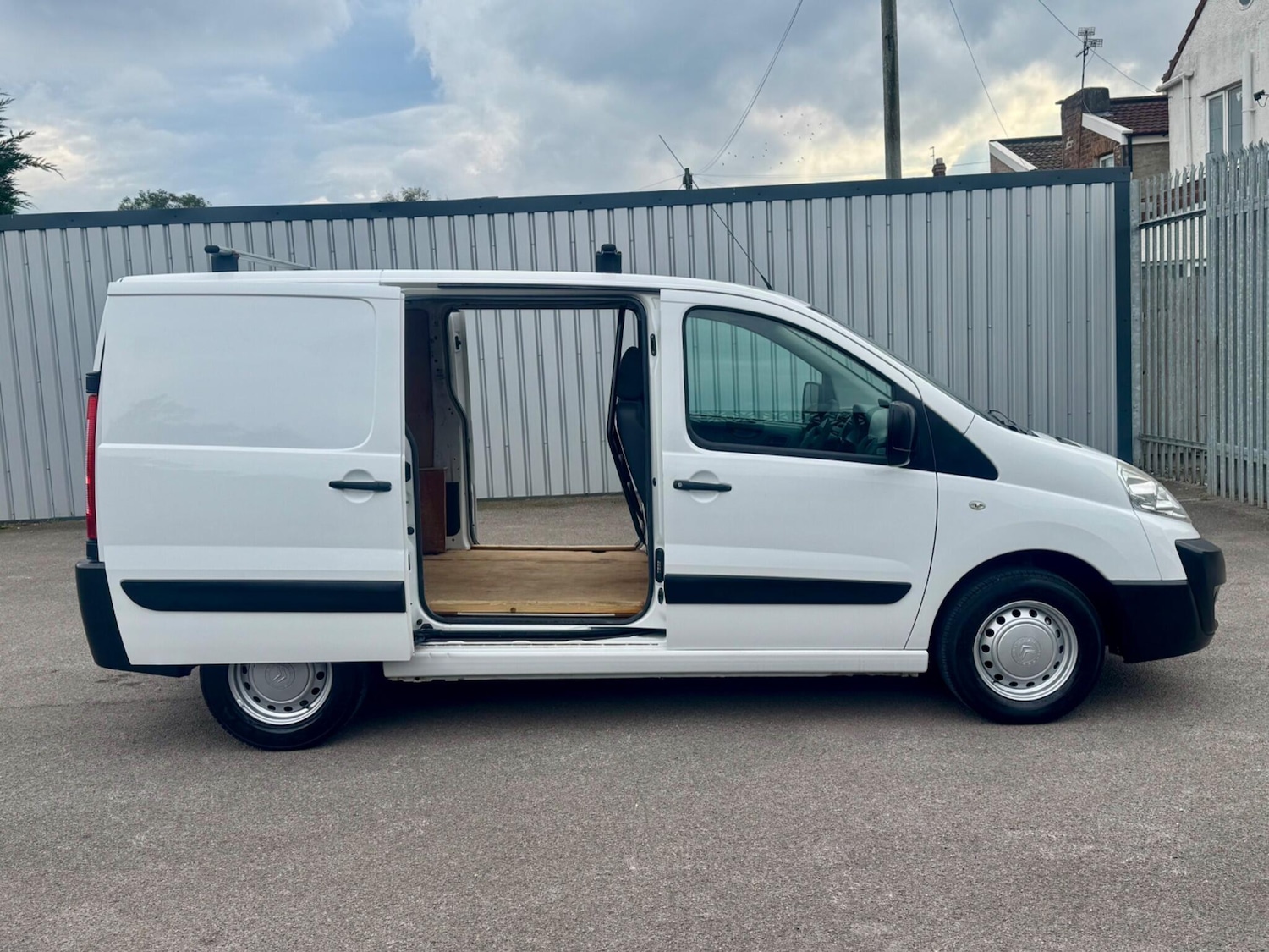 Used Citroen Dispatch 2010 for sale - 76199780: Photo 11