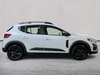 Used Dacia Sandero Stepway 2025 for sale - 77069955: Photo