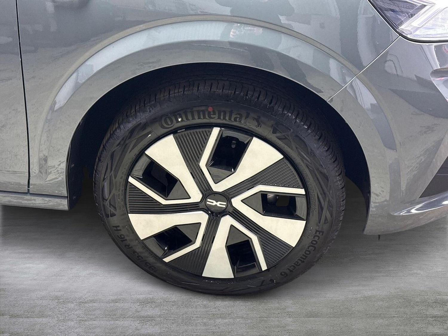 Used Dacia Sandero 2025 for sale - 77008255: Photo 6