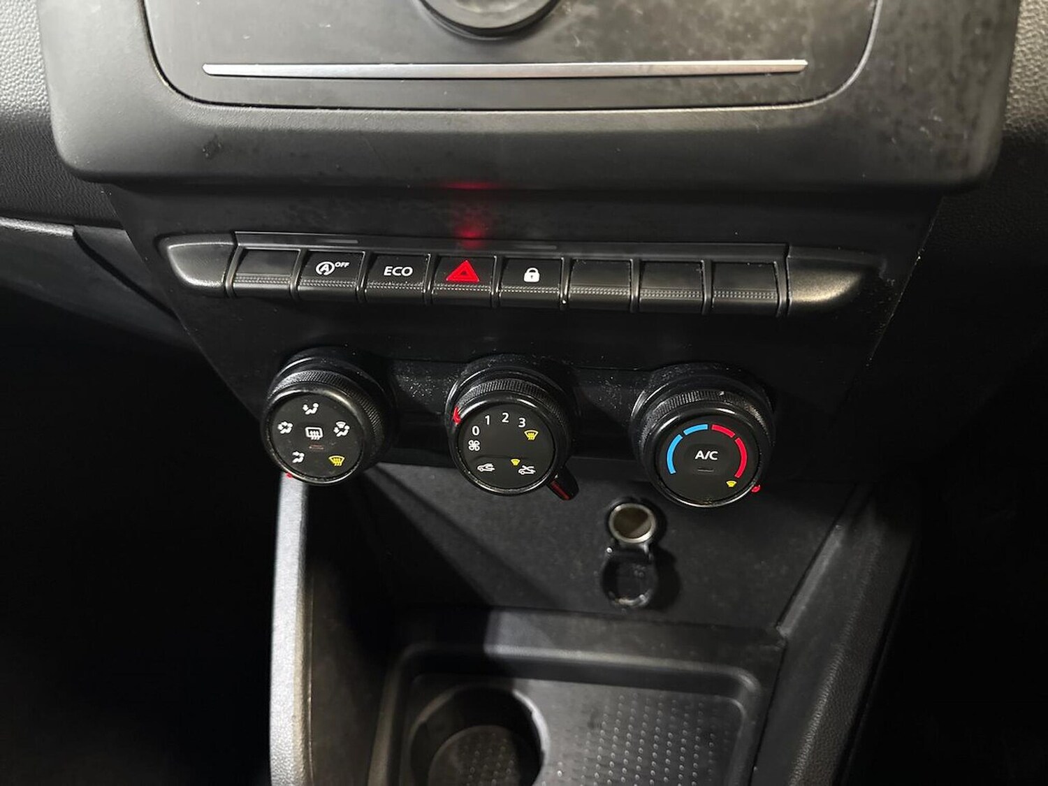 Used Dacia Duster 2021 for sale - 76611594: Photo 23