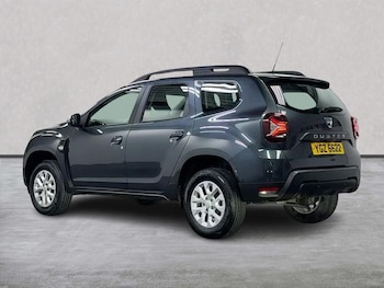 Used Dacia Duster 2023 for sale - 77973918: Photo