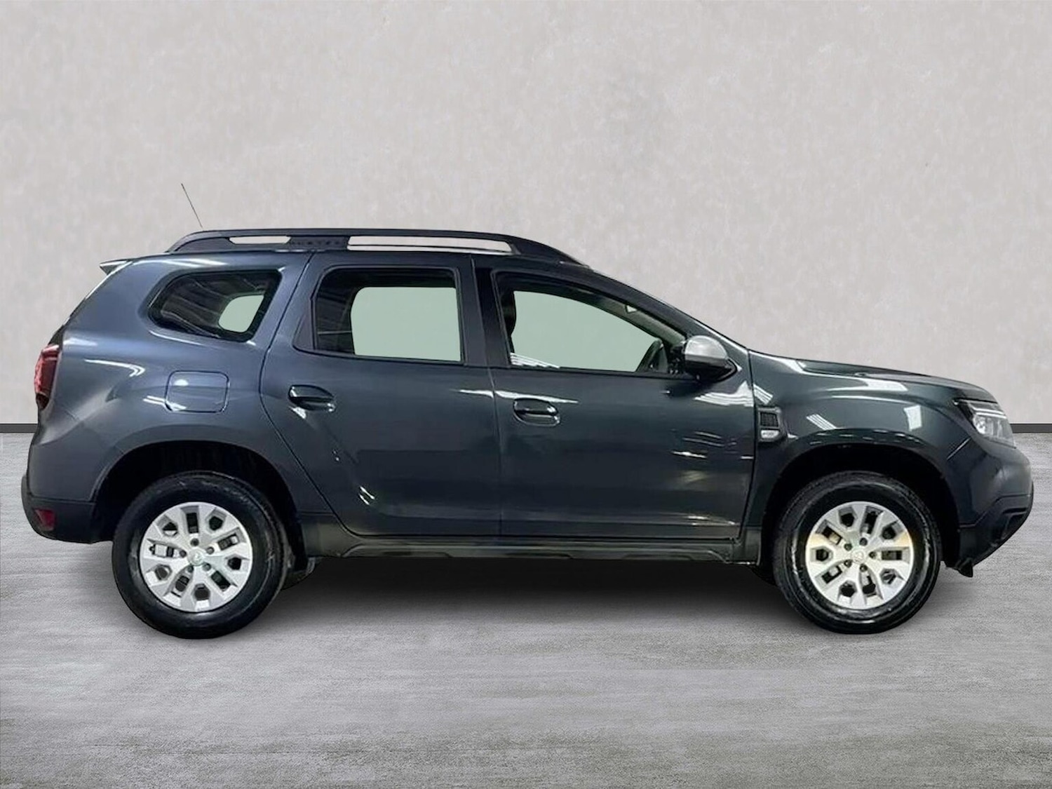 Used Dacia Duster 2023 for sale - 77973918: Photo 3