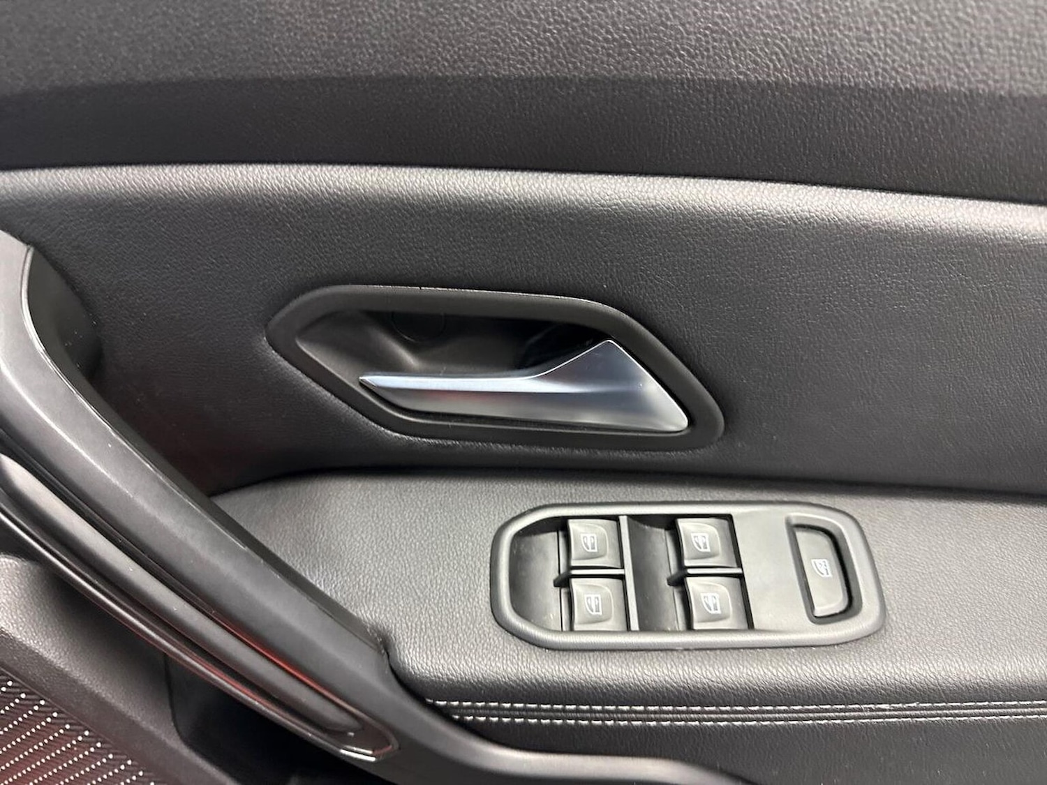 Used Dacia Duster 2022 for sale - 76127288: Photo 21
