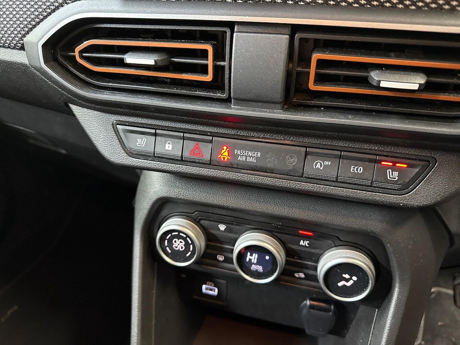 Used Dacia Sandero Stepway 2023 for sale - 77980066: Photo 22