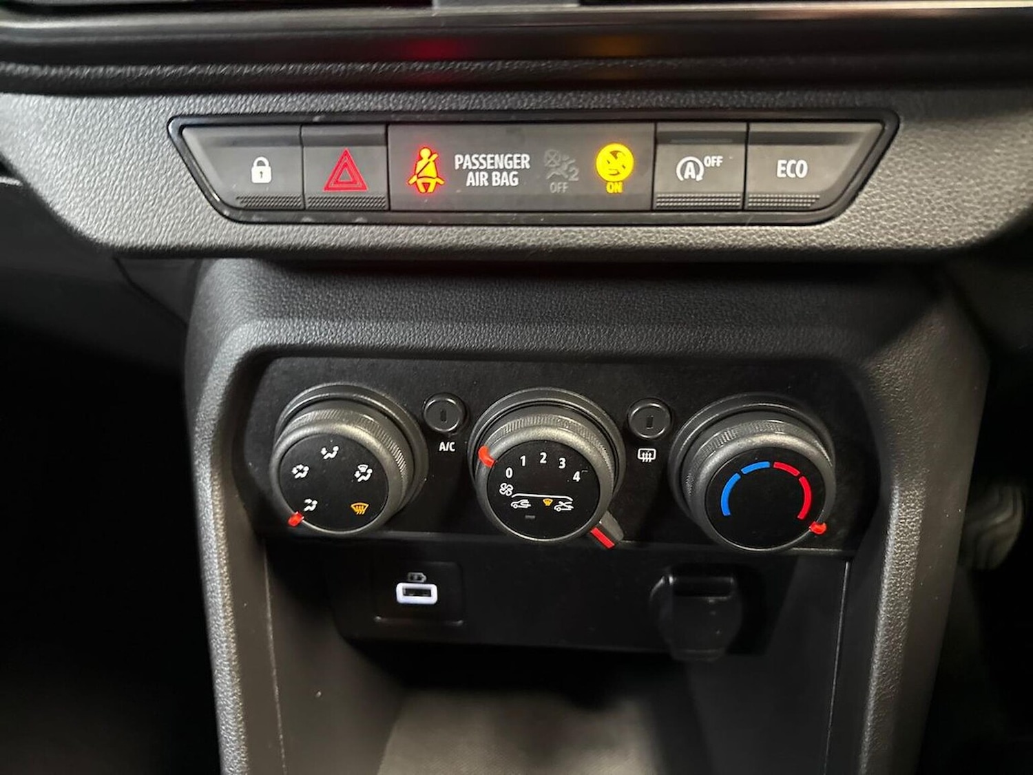 Used Dacia Sandero Stepway 2022 for sale - 76352544: Photo 12