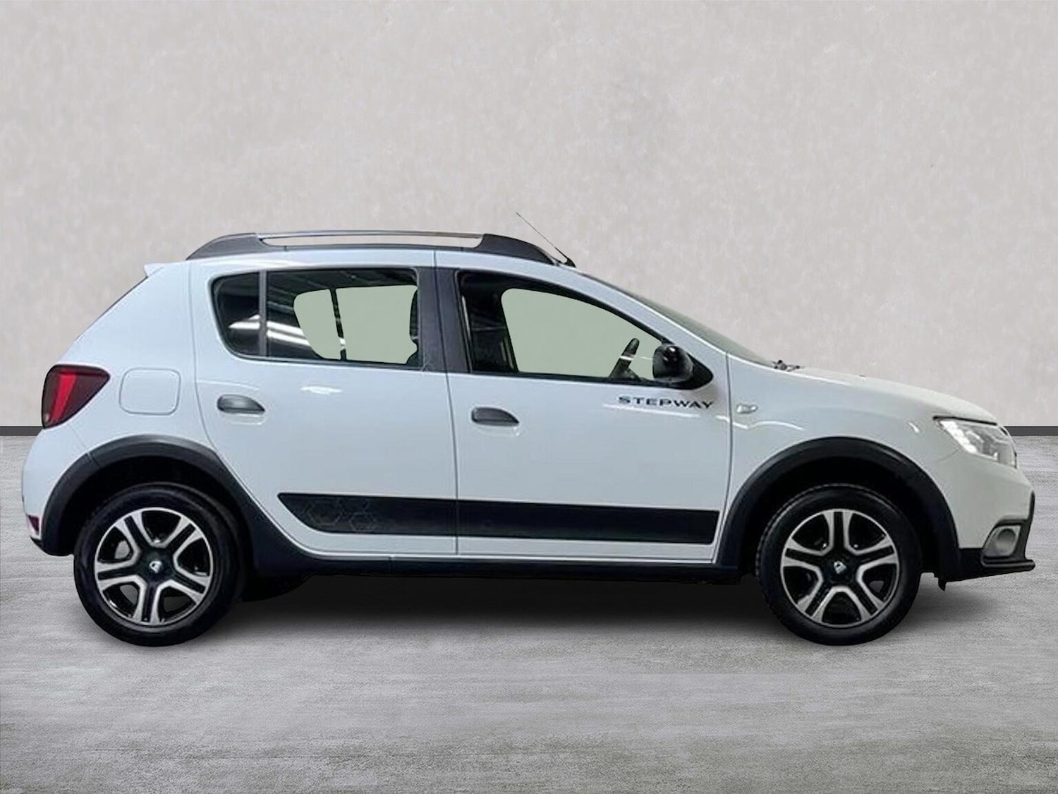 Used Dacia Sandero Stepway 2020 for sale - 77056868: Photo 3