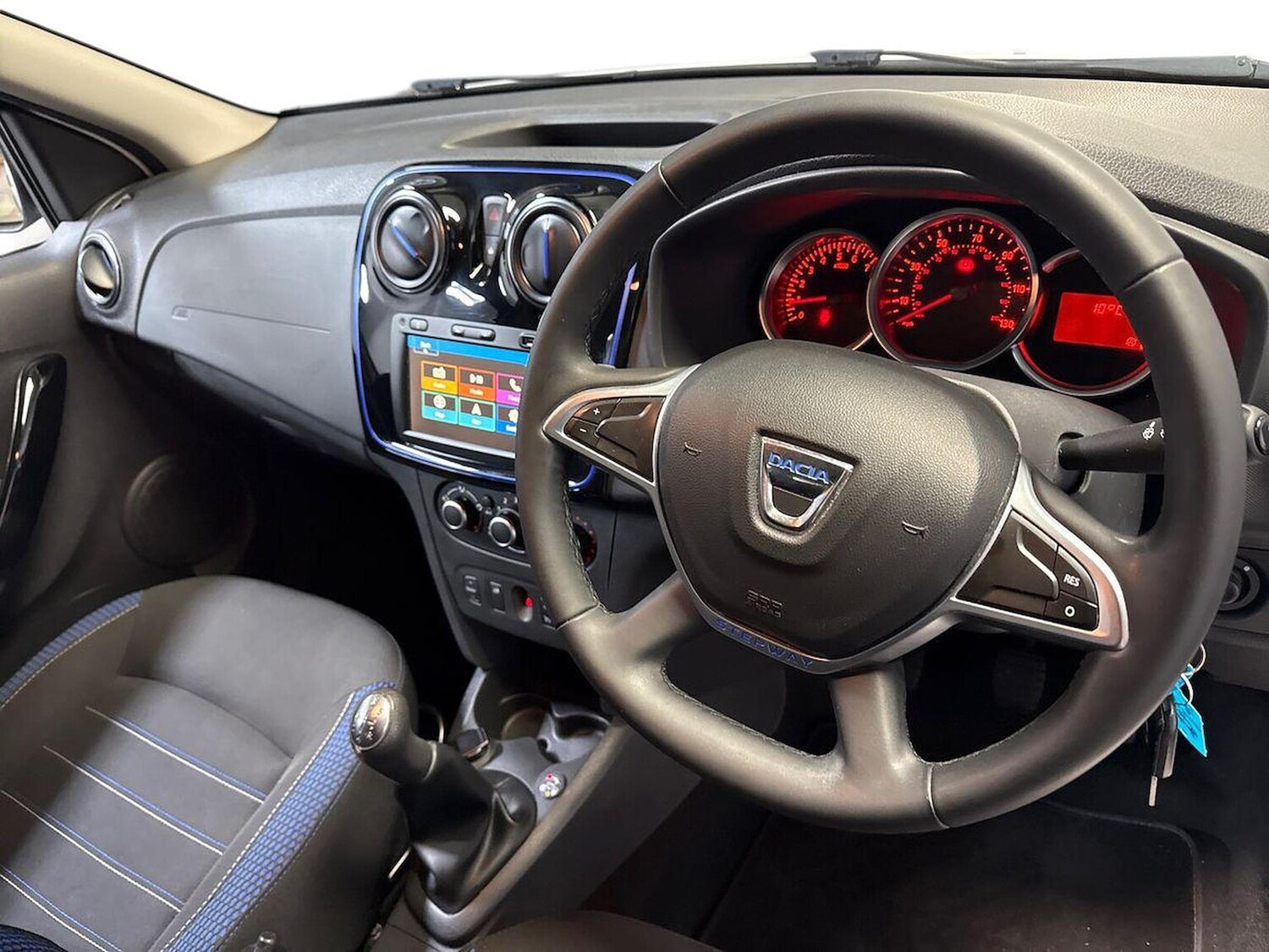 Used Dacia Sandero Stepway 2020 for sale - 77056868: Photo 9