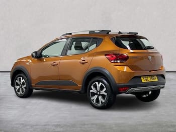 Used Dacia Sandero Stepway 2022 for sale - 79630308: Photo