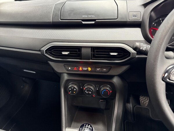 Used Dacia Sandero 2023 for sale - 76287213: Photo 13