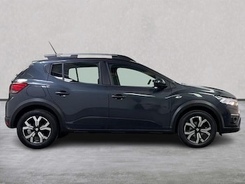 Used Dacia Sandero Stepway 2022 for sale - 78340379: Photo