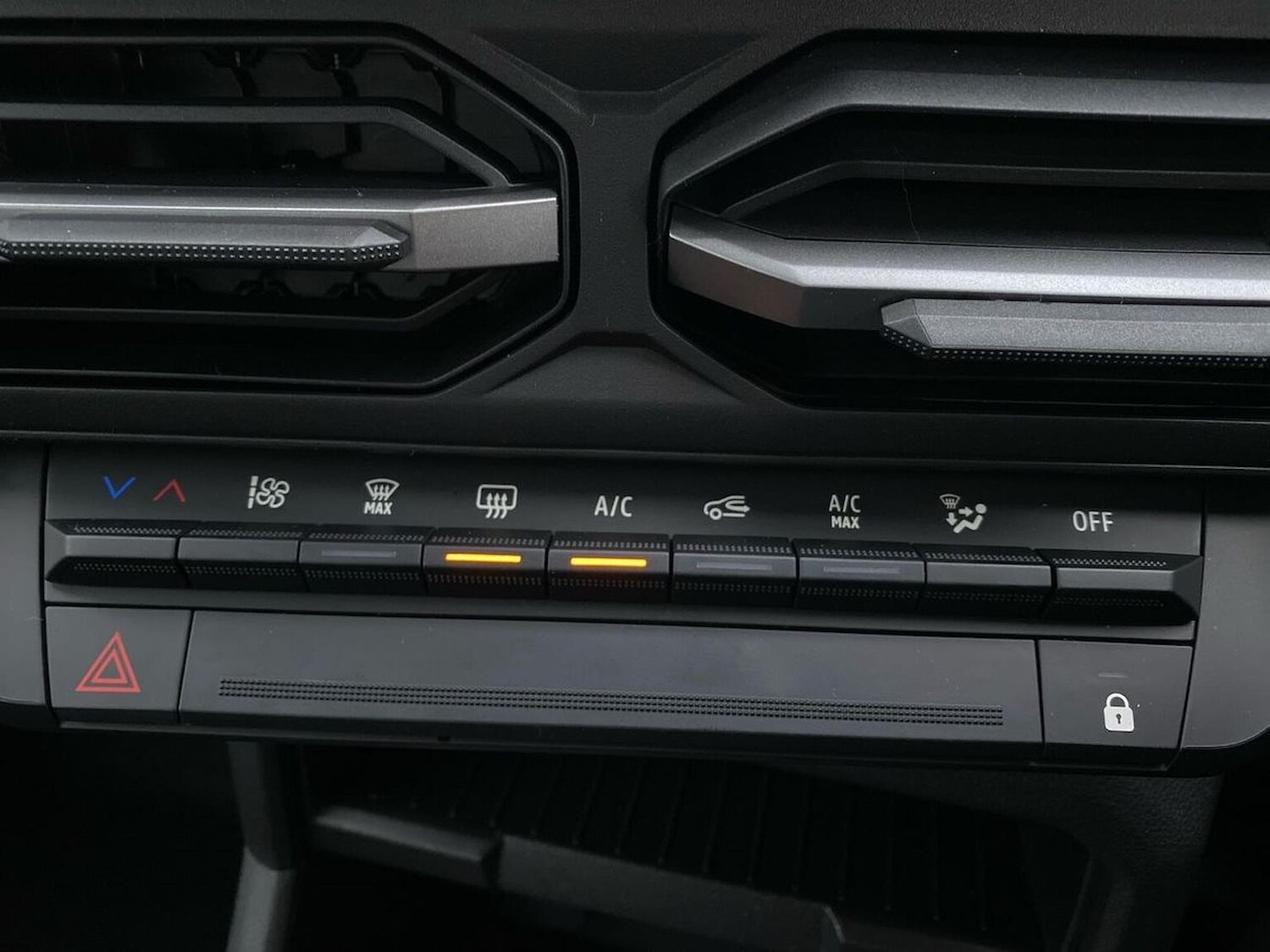 Used Dacia Duster 2025 for sale - 76134262: Photo 12