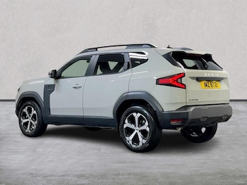 Used Dacia Duster 2025 for sale - 76181380: Photo 2