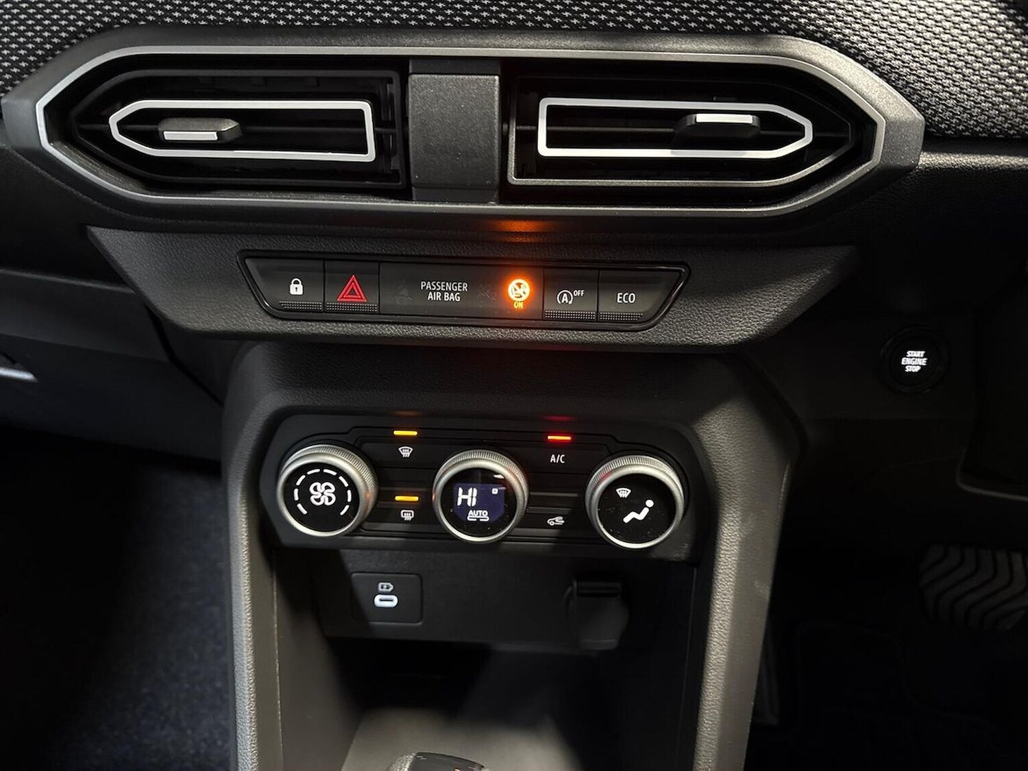 Used Dacia Sandero 2026 for sale - 78191410: Photo 11