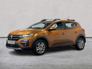 Used Dacia Sandero Stepway 2023 for sale - 76047767: Photo 2