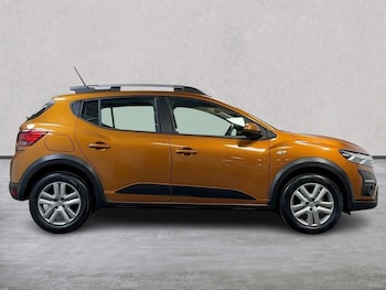 Used Dacia Sandero Stepway 2023 for sale - 76047767: Photo 3