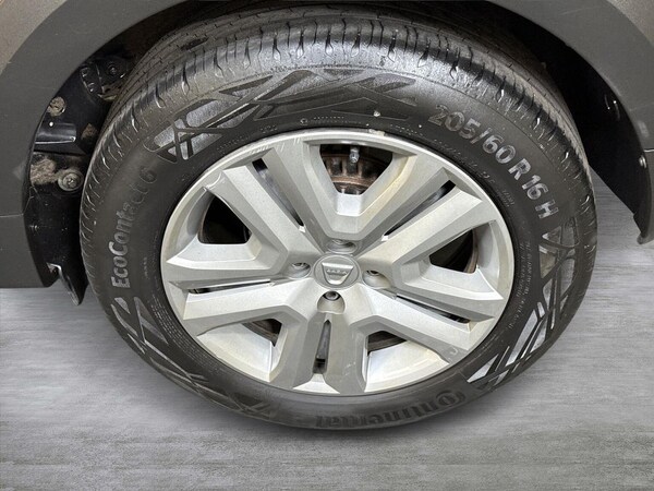 Used Dacia Sandero Stepway 2023 for sale - 76047767: Photo 6