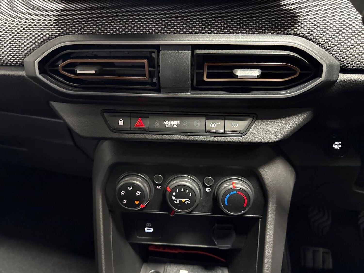 Used Dacia Sandero Stepway 2025 for sale - 76777252: Photo 22