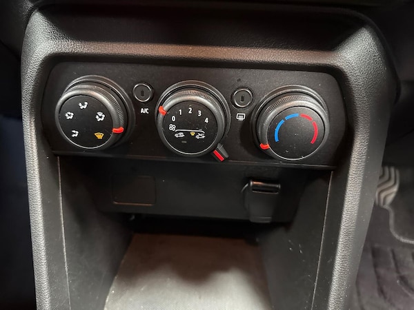 Used Dacia Sandero Stepway 2022 for sale - 76219132: Photo 12