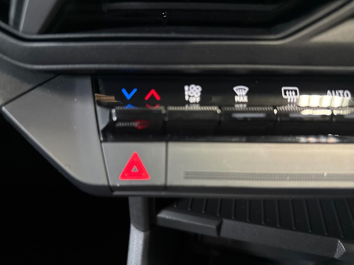 Used Dacia Bigster 2025 for sale - 76127287: Photo 22