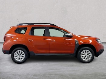 Used Dacia Duster 2023 for sale - 78267304: Photo