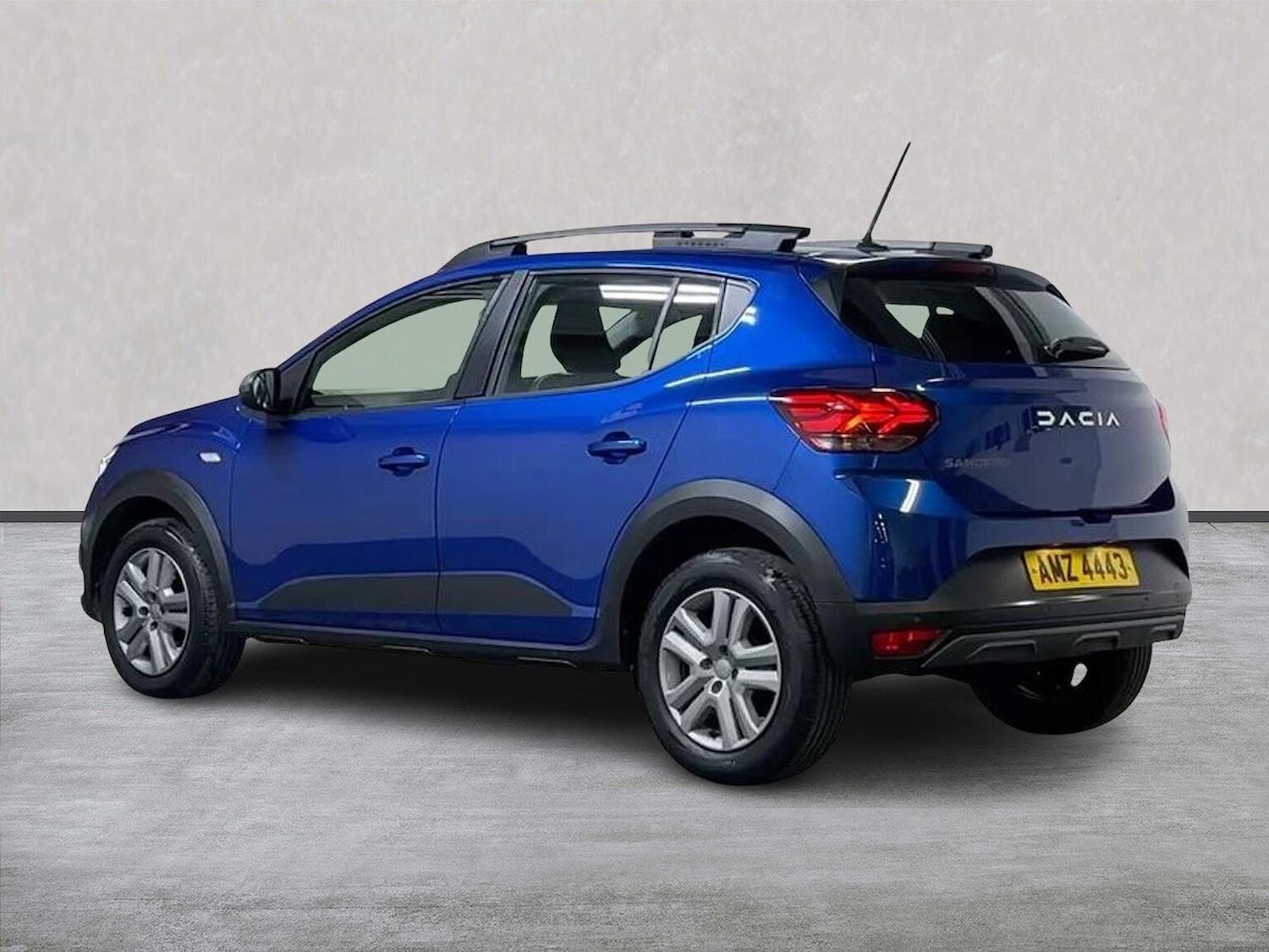 Used Dacia Sandero Stepway 2023 for sale - 77069987: Photo 2