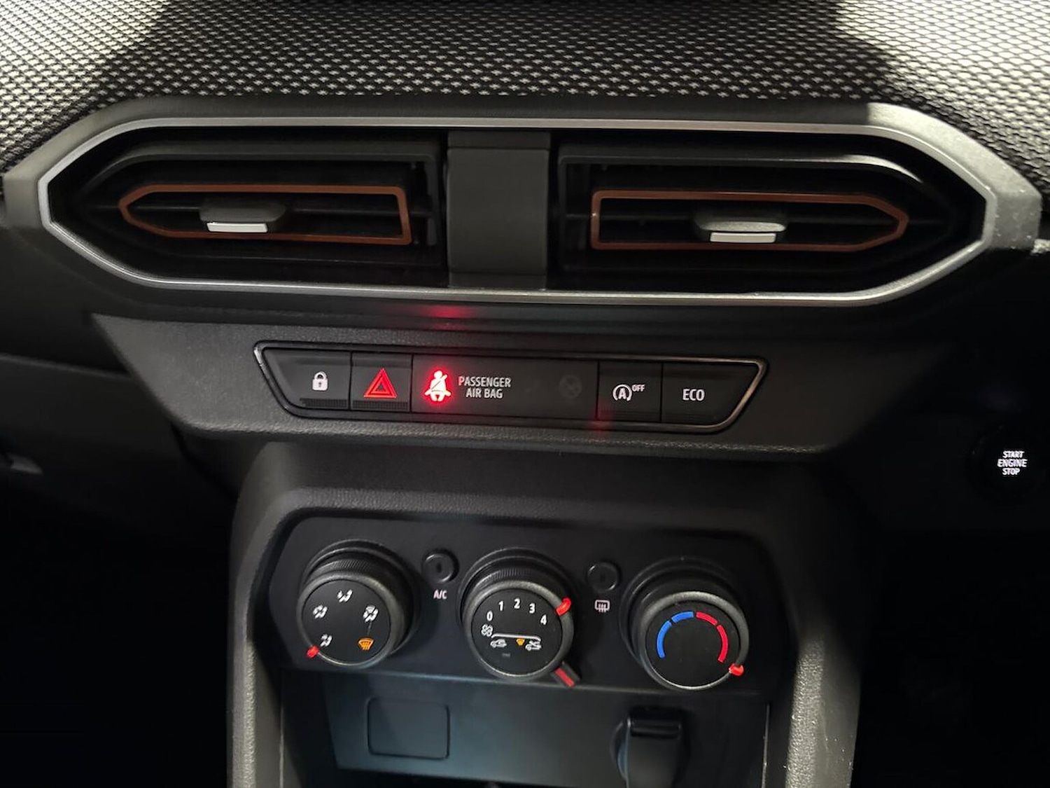 Used Dacia Sandero Stepway 2023 for sale - 76906367: Photo 12